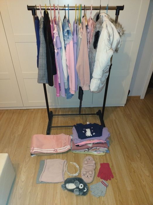 Ubrania dla dziewczynki 134cm