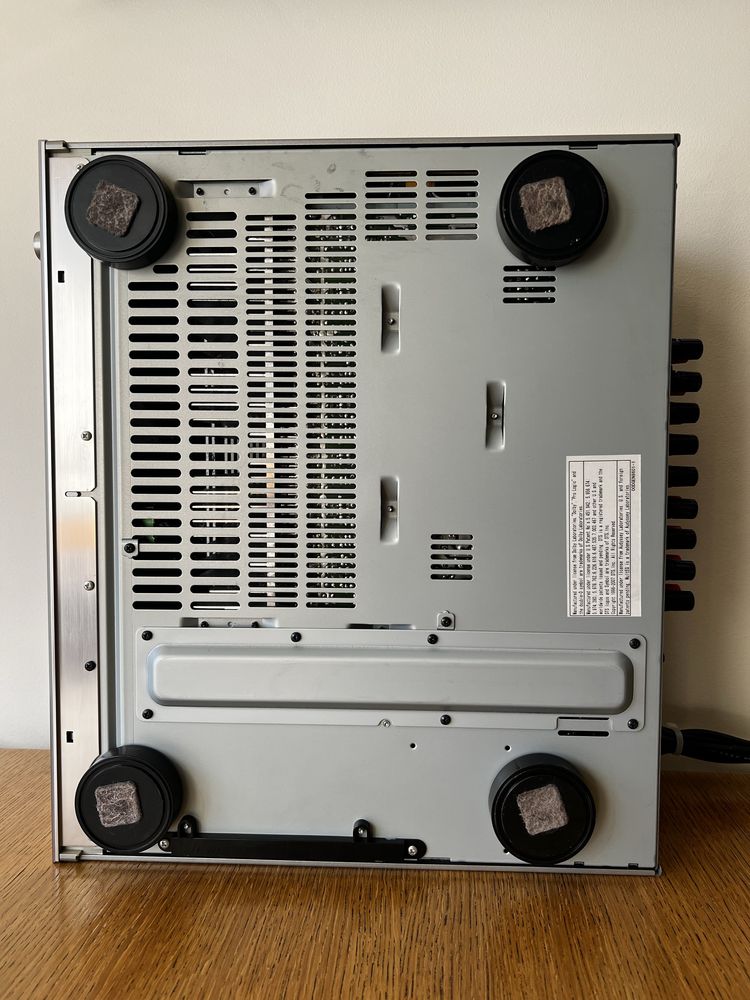 Denon Amplituner AVR-2308 +  pilot