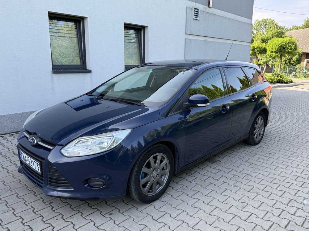 Ford focus kombi 1.6 Tdci 2012 Rok