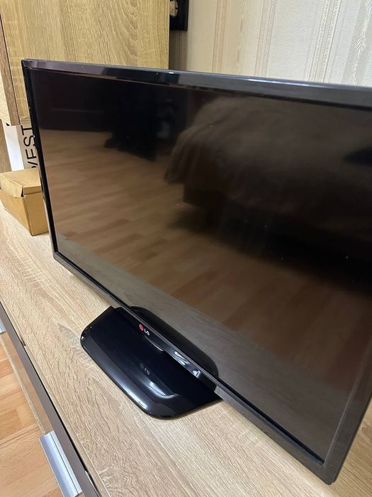 Телевізор LG 28" (28LB450U) + смарт приставка xiaomi + кріплення
