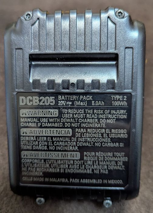 Нові Оригінальні  акумулятори DEWALT 18/20V DCB205 5Ah