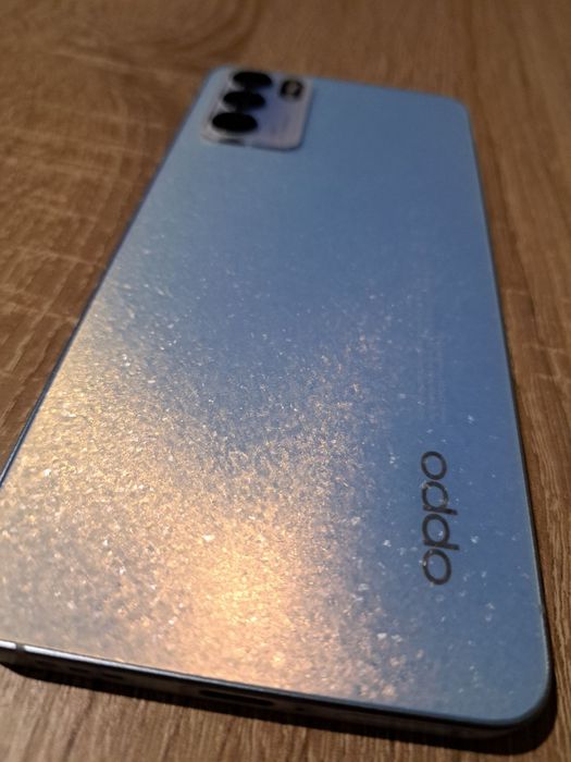 Telefon OPPO Reno6 5G