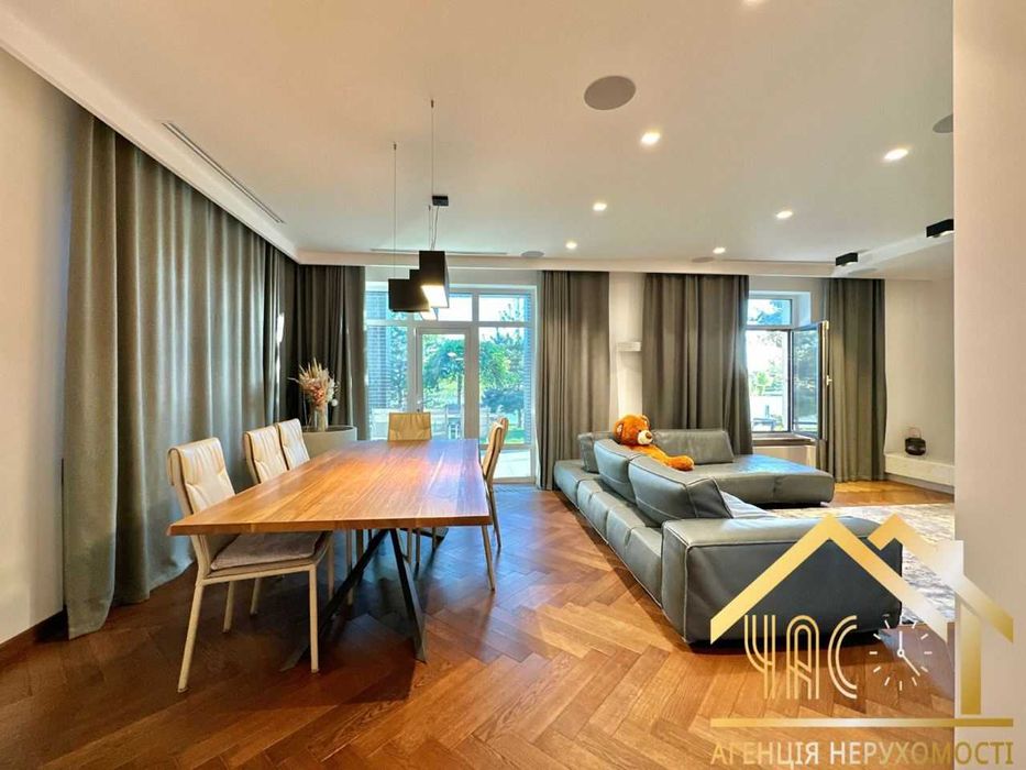 Продаж будинку з авторським ремонтом КМ Zoloche, Вишеньки