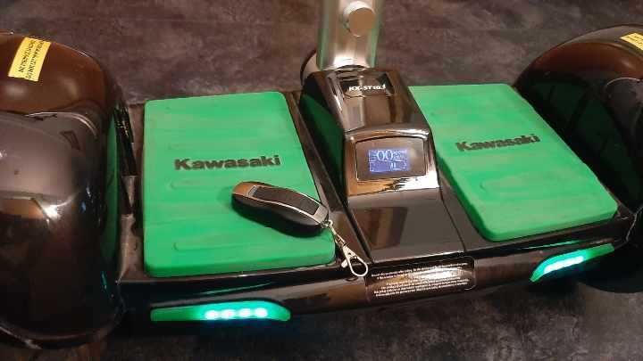 Sprawny  jeździk elektryczny Kawasaki