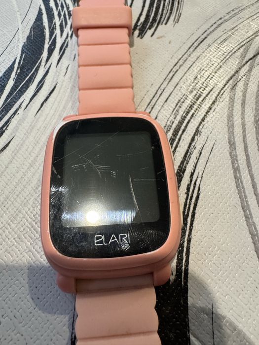 Смарт-часы детские KidPhone 2 Pink с GPS-трекером ELARI
