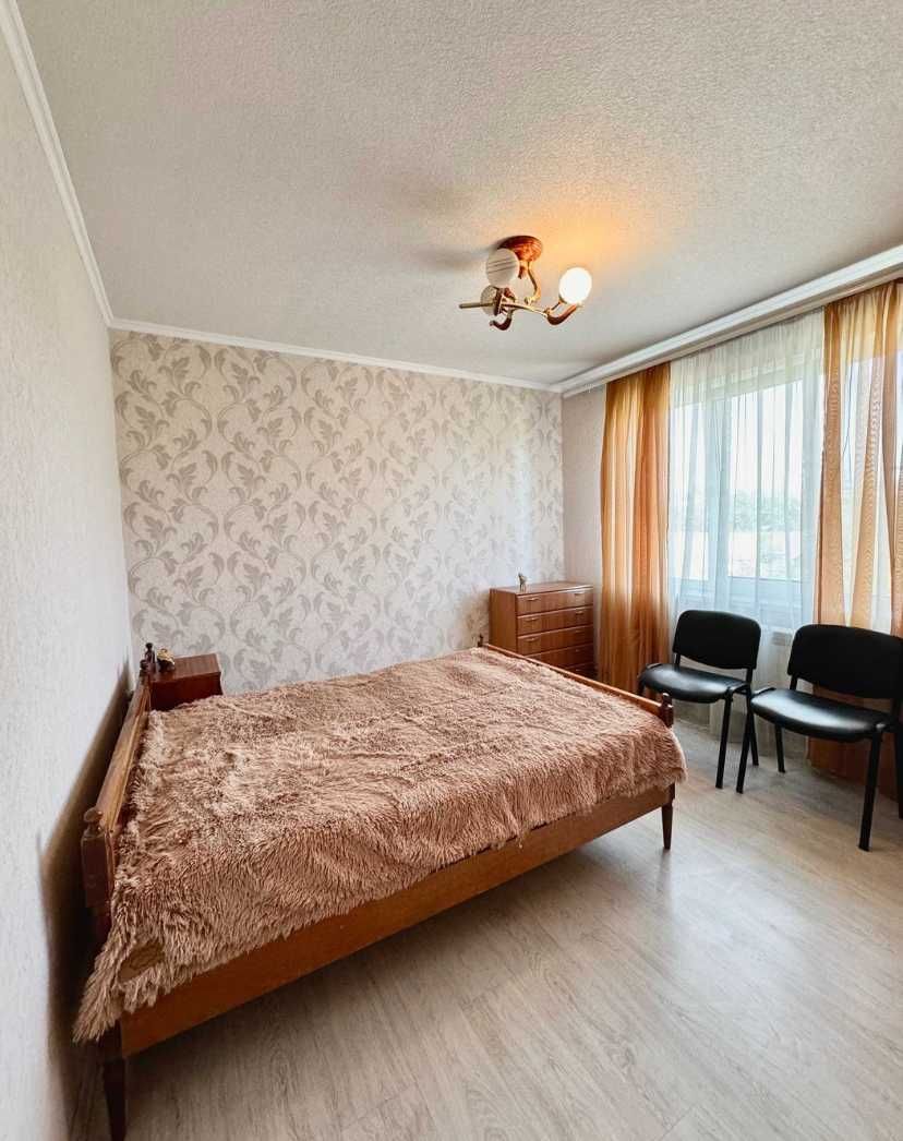 Продам хороший дом на Немышле ,180 м2 с ремонтом (код 5215)