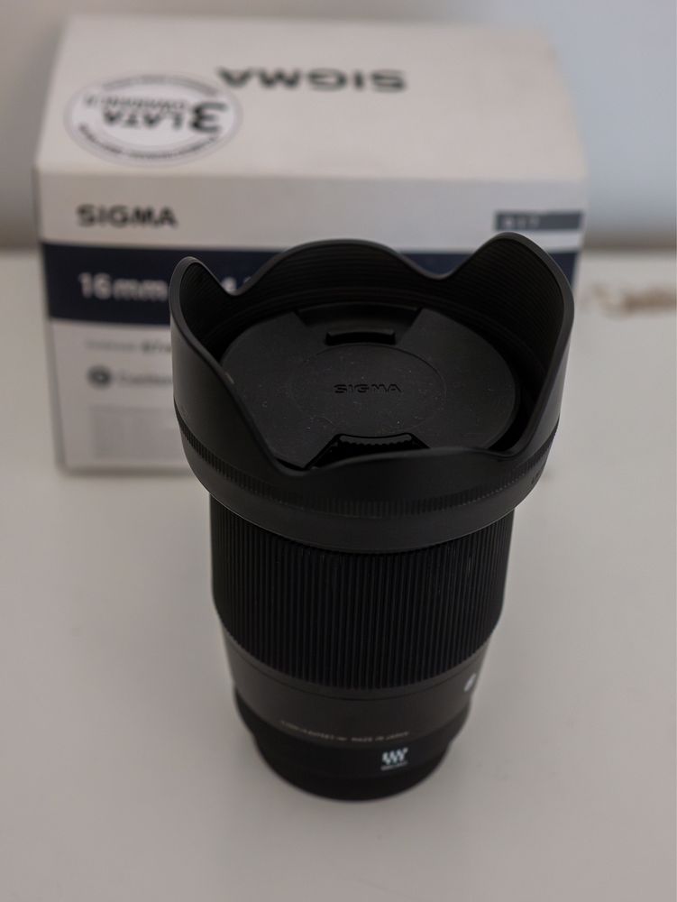 Sigma 16mm F1.4 DC DN – Panasonic (MFT) – Stan bardzo dobry!