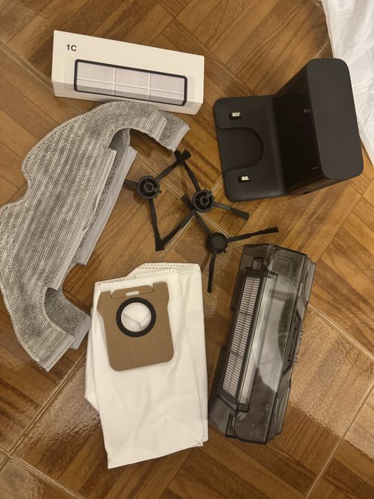 Mi Robot Vacuum Mop Ultra com Auto empry station