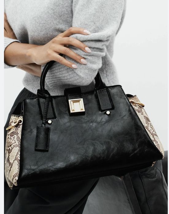 сумка-тоут лакована зі вставкою зі зміїної шкіри