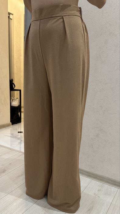 Штани у молочному кольорі!