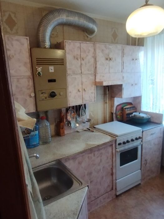 Сдаю 2к/кв ЮТЗ ул.Молодогвардейская 3/5,мебель,техника 5000