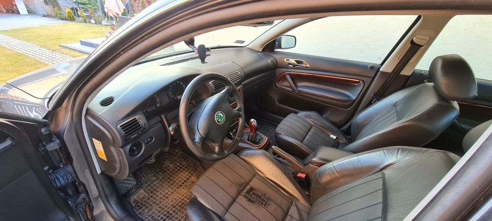 Skoda Superb 1.8 Turbo Elegance 2004 | Po serwisie | Xenon | Hak | Kli