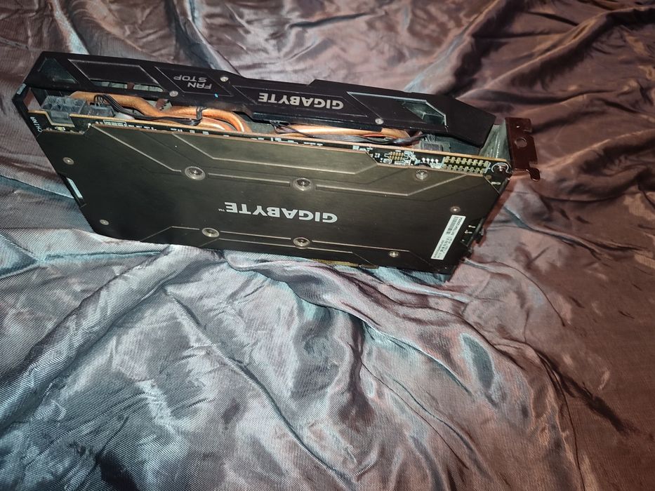 Відеокарта Gigabyte Radeon RX 570 Gaming 4GB, модель GV-RX570GAMING-4G