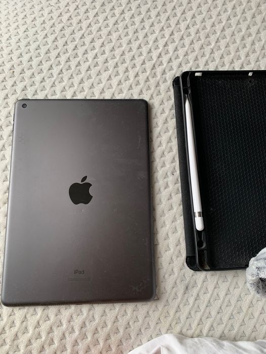 iPad 9 + Apple Pencil