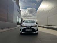 Toyota Yaris oryginał lakier niski oryginalny przebieg