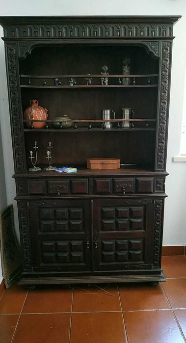 Móvel estilo século XVIII