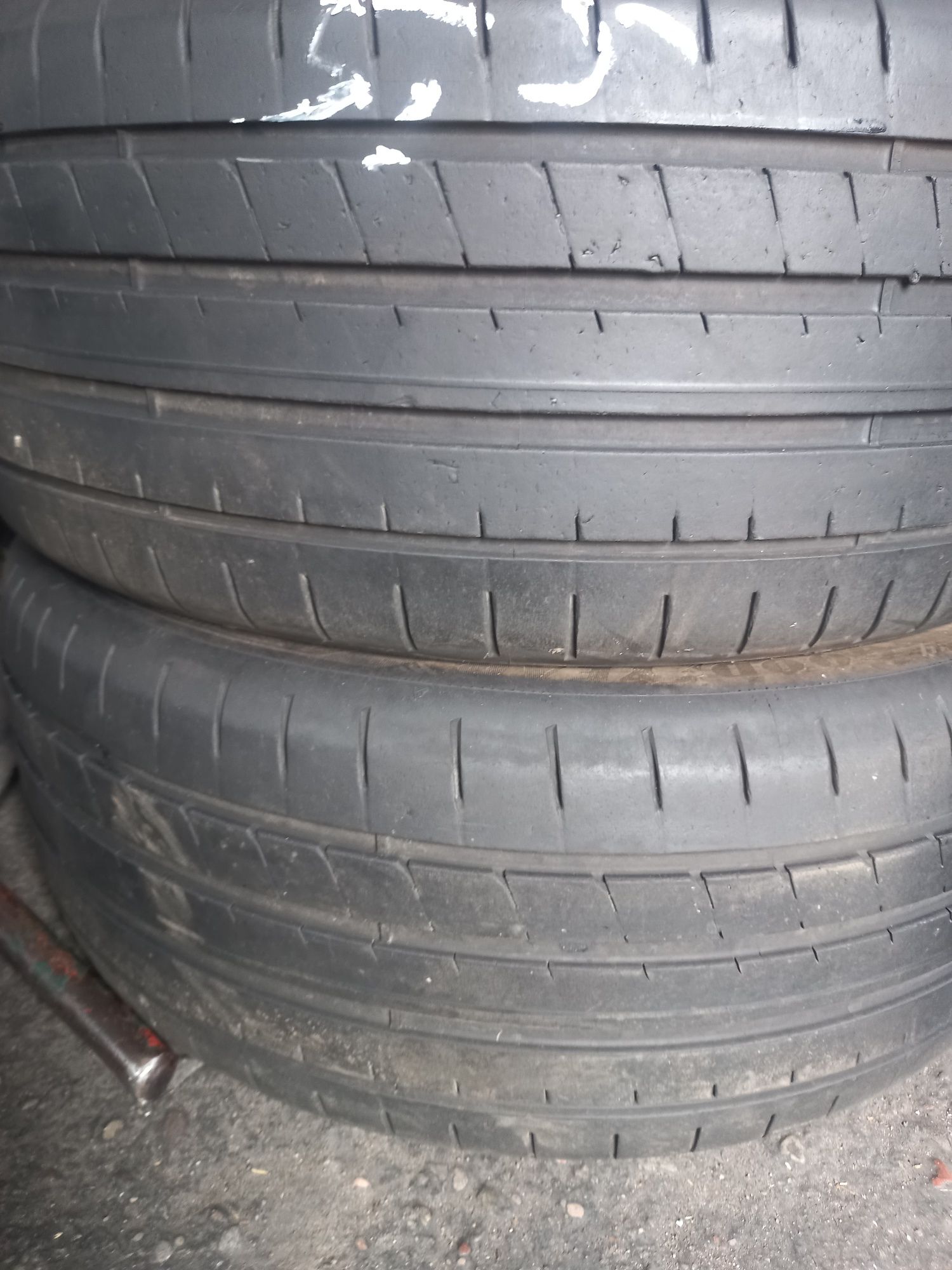 Opony używane 245/45/19 goodyear 4x6 mm 2023 rok prod