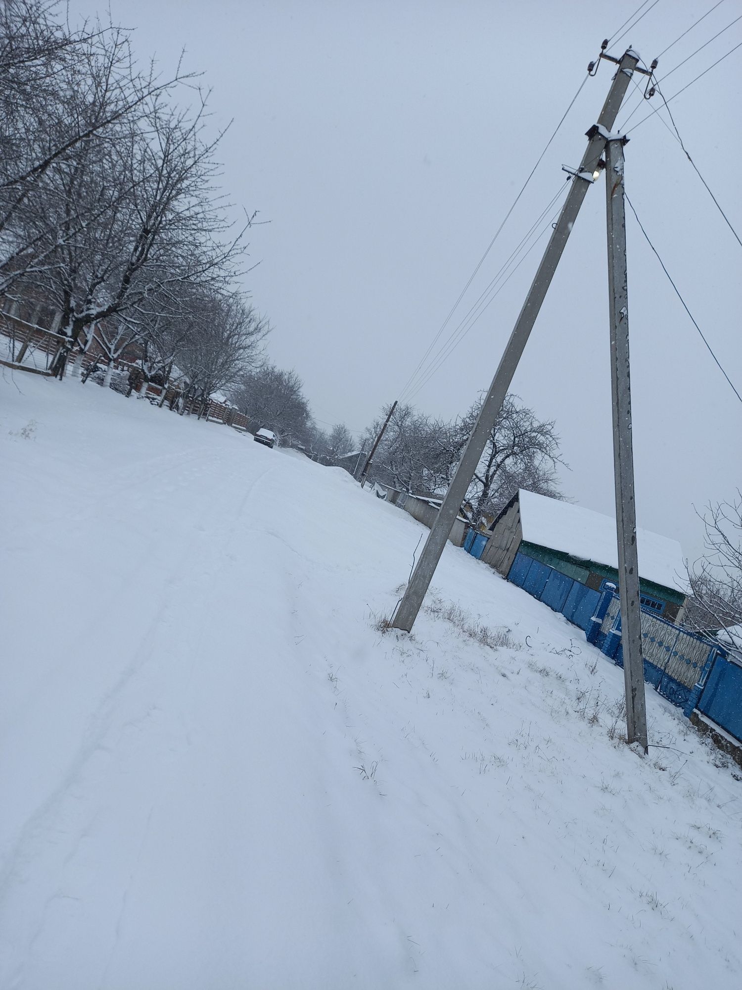 Продам старе господарство с.Молодія