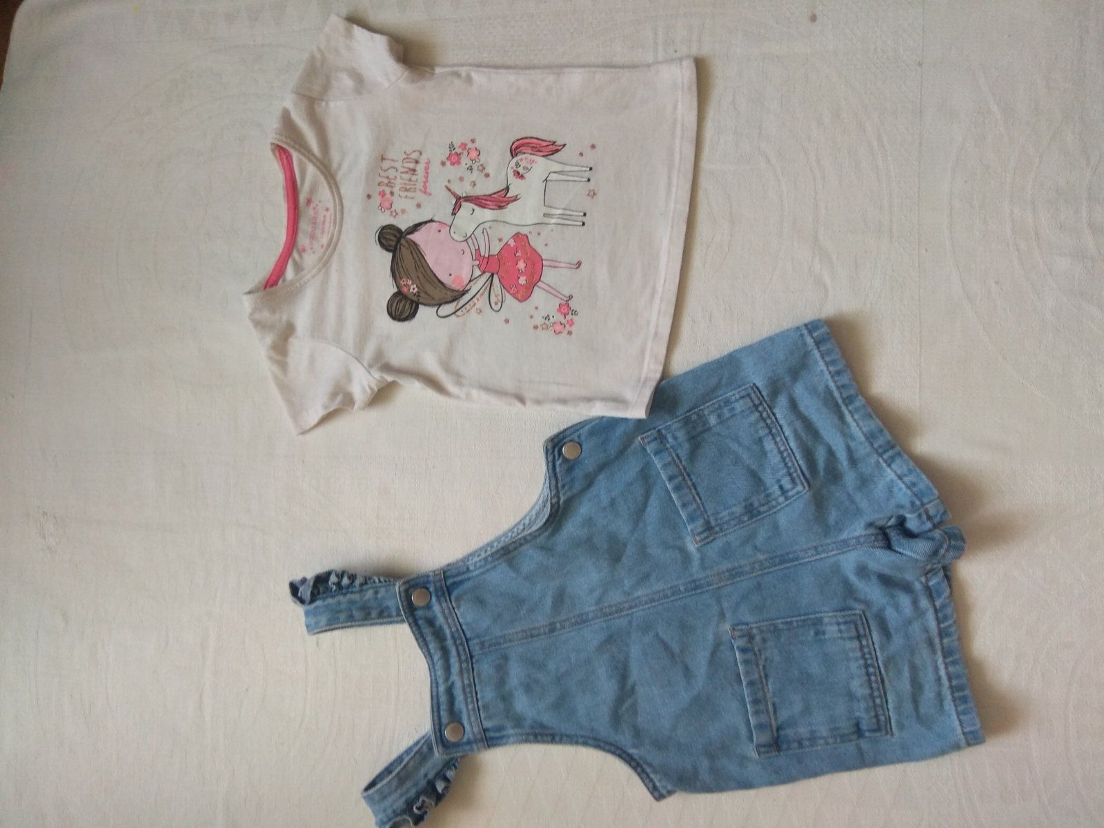 Комплекты одежды на девочку 2-3 годика