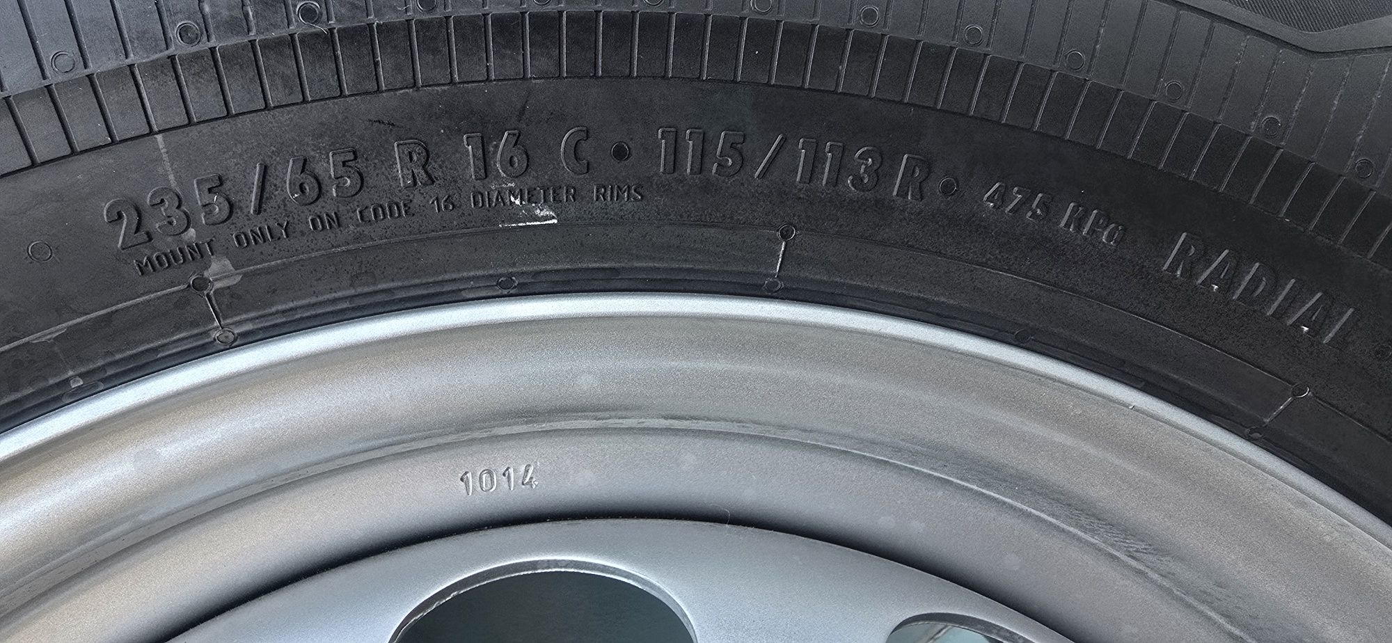 Opony z felgami  Ford Transit 235/65/16C