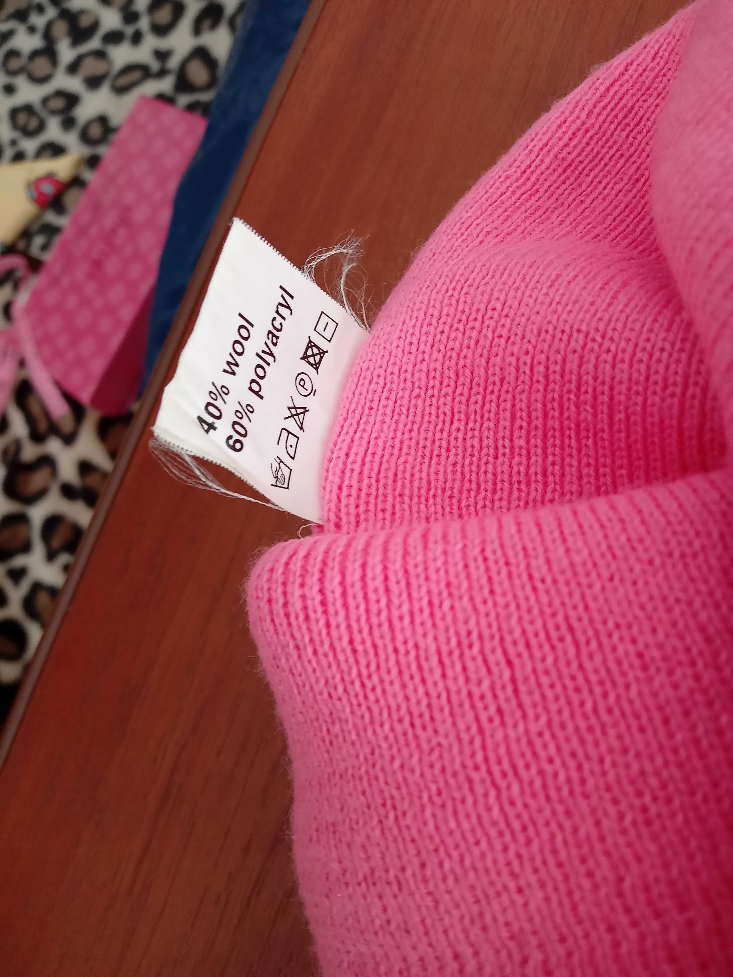 Продам шапочку весеннюю  Nike