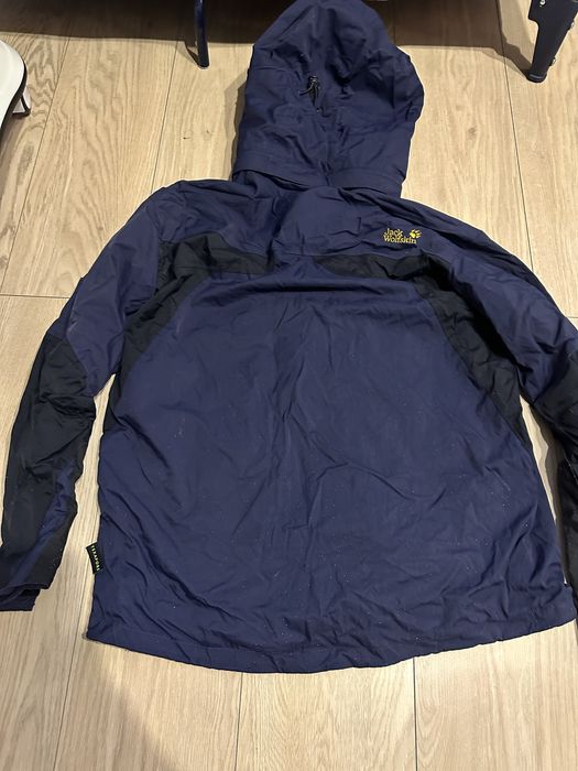 Трекінгова вітрьовка Jack Wolfskin на Gor tex