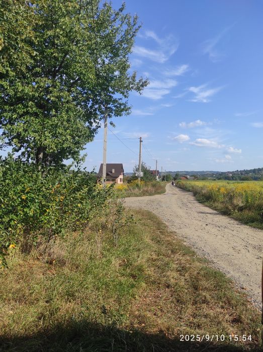 Земельна ділянка  с. Корозія