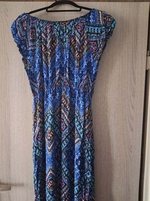 Długa letnia sukienka