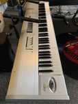 Korg Triton Le (Używany)