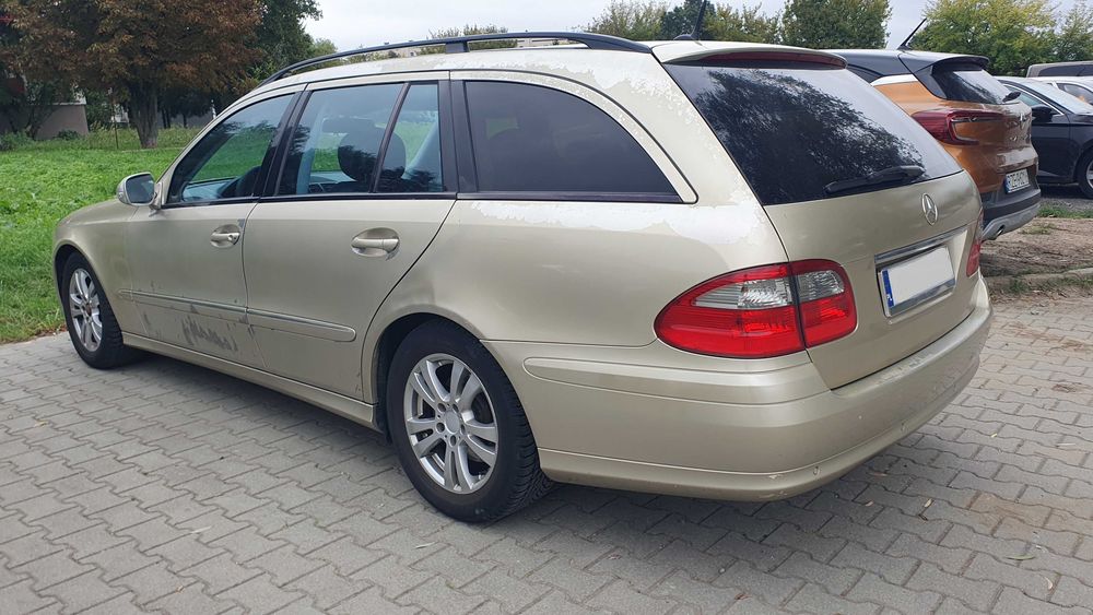 Mercedes Benz W211 LIFT E Klasa 220 CDI 2009r Zarejestrowany Sprawny