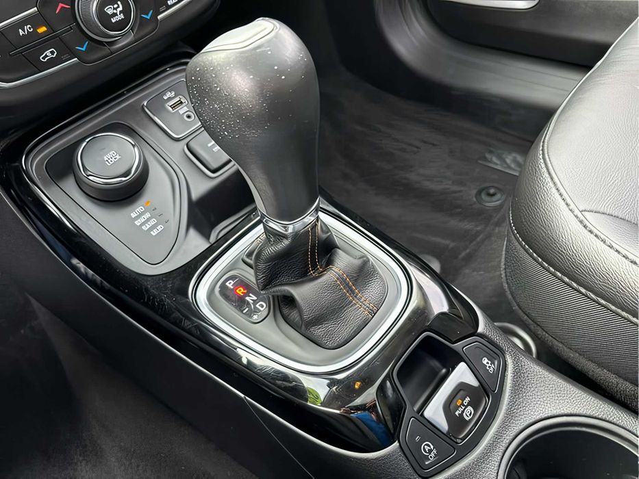 Jeep Compass      2018