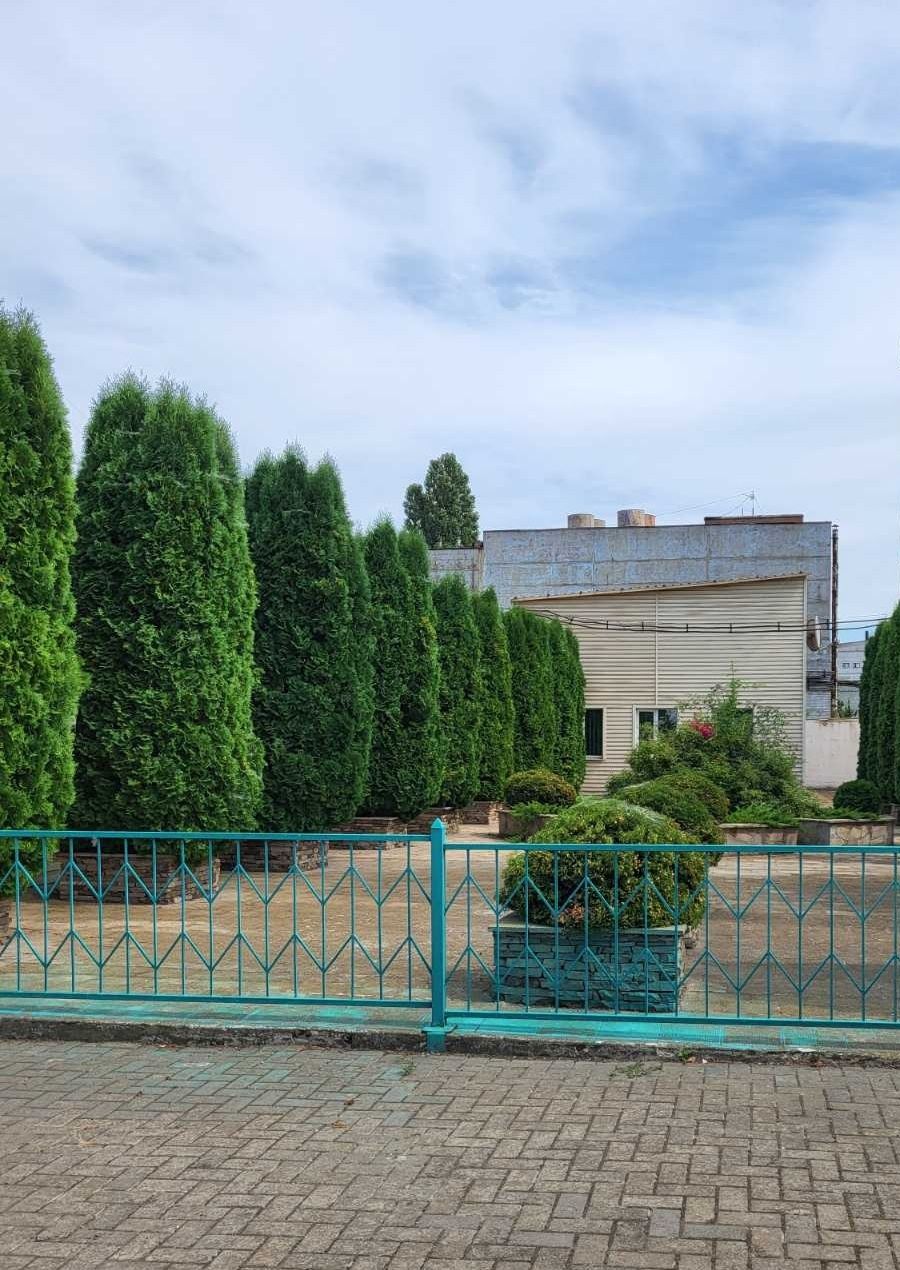 Прода  Помещение ул Харьковская, Ремонт, 27 сот земли