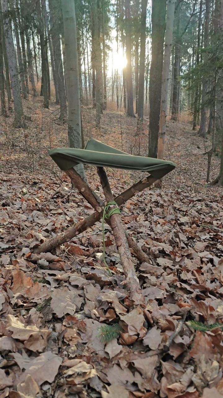 Krzesełko stołek siedzisko turystyczne biwak bushcraft DIY