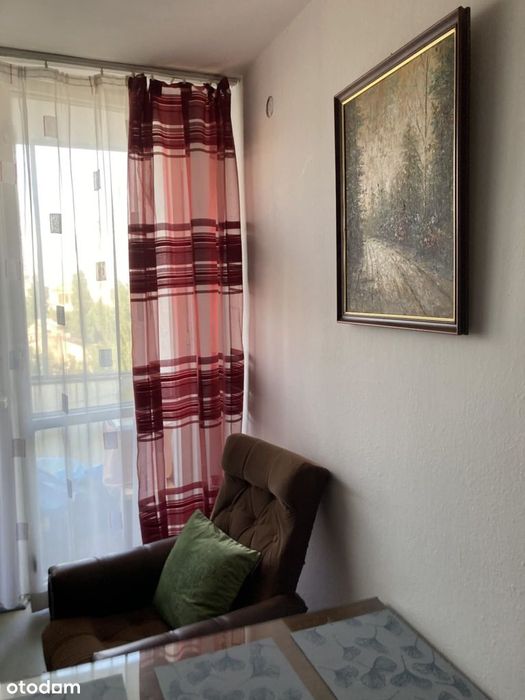 Mieszkanie dwa pokoje do remontu dobra komunikacja