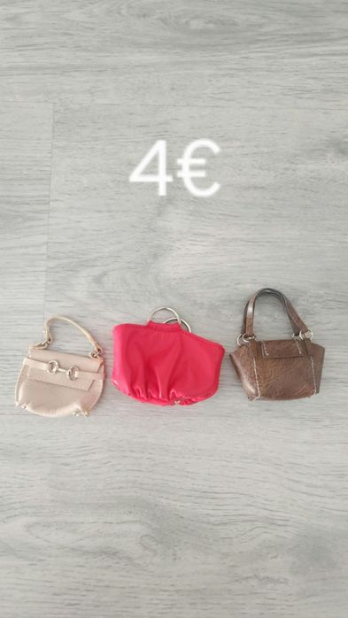 Carteiras Barbie e outras