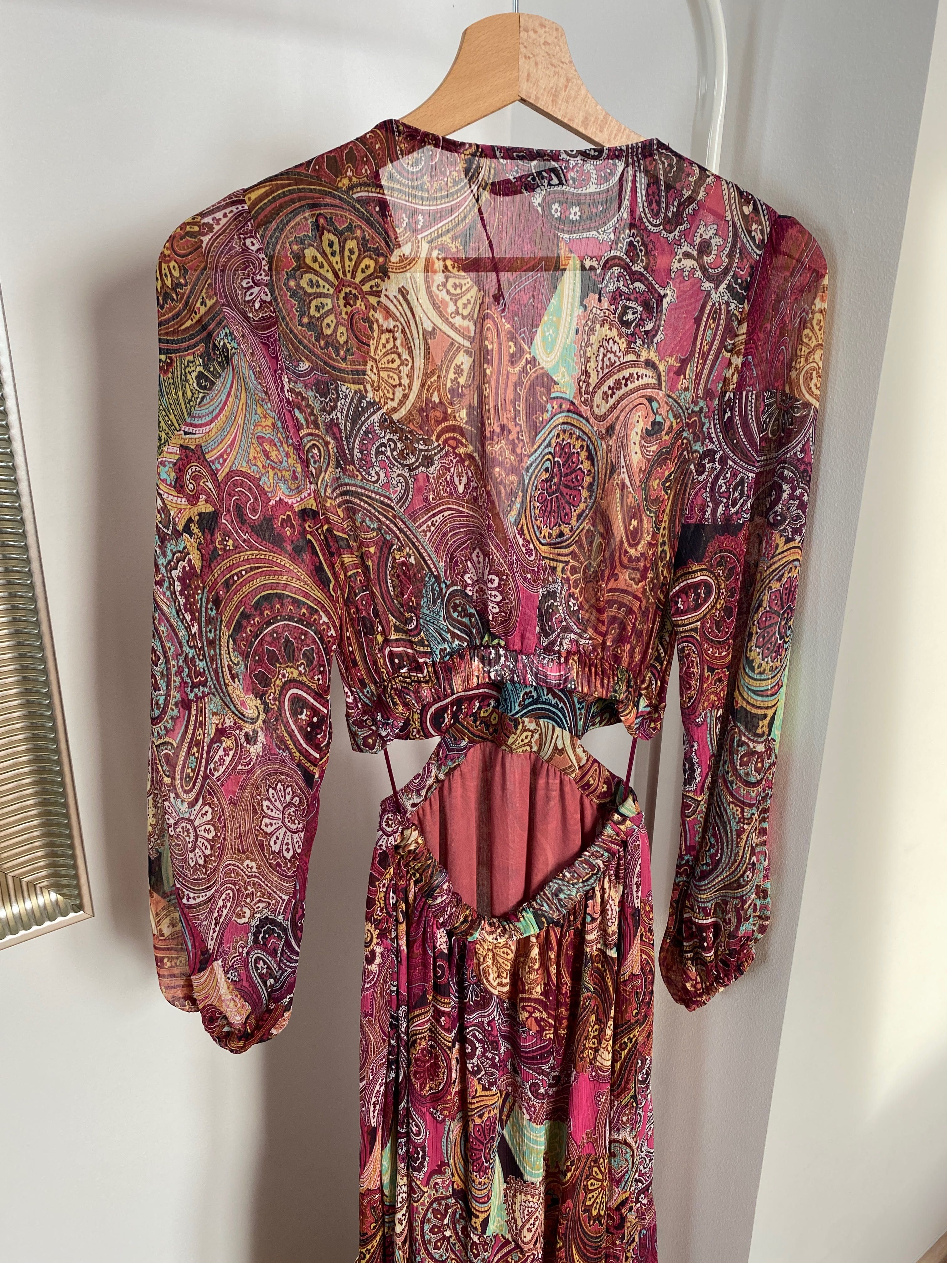 Wzorzysta kolorowa sukienka maxi z wycięciami Zara XS mgiełka