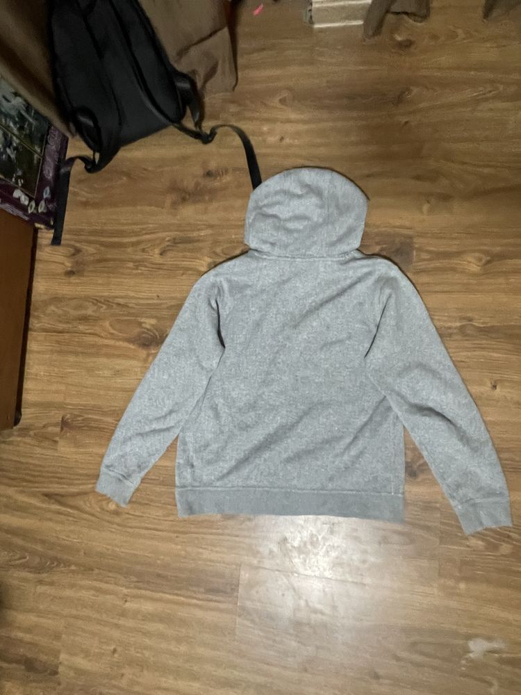 Nike hoodie s size