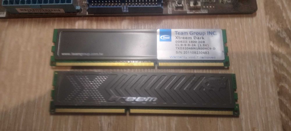 Продам комплект: мат. плата +процесор + материнка + ОЗП