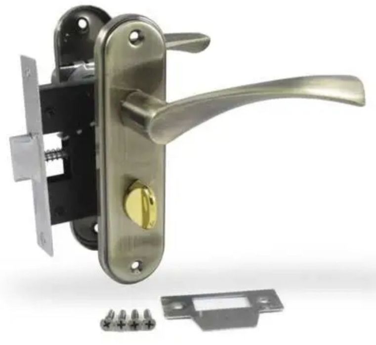 Комплект замок с ручками Avers. Новое