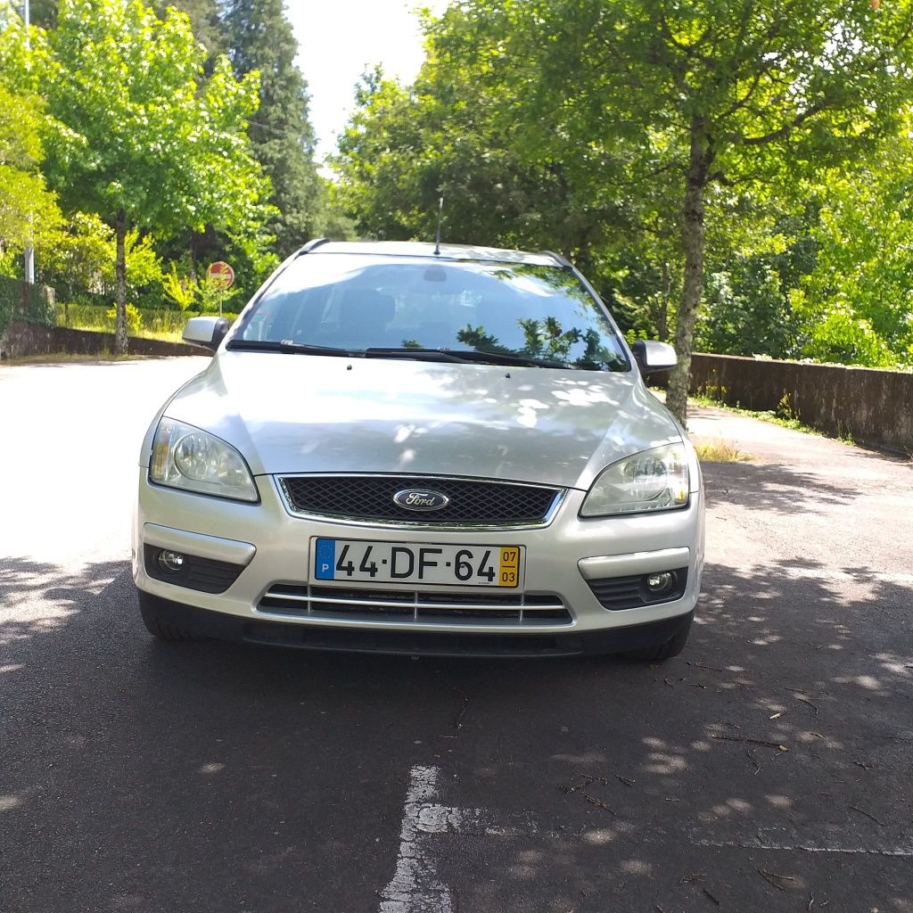 Ford Focus Ghia 1.6