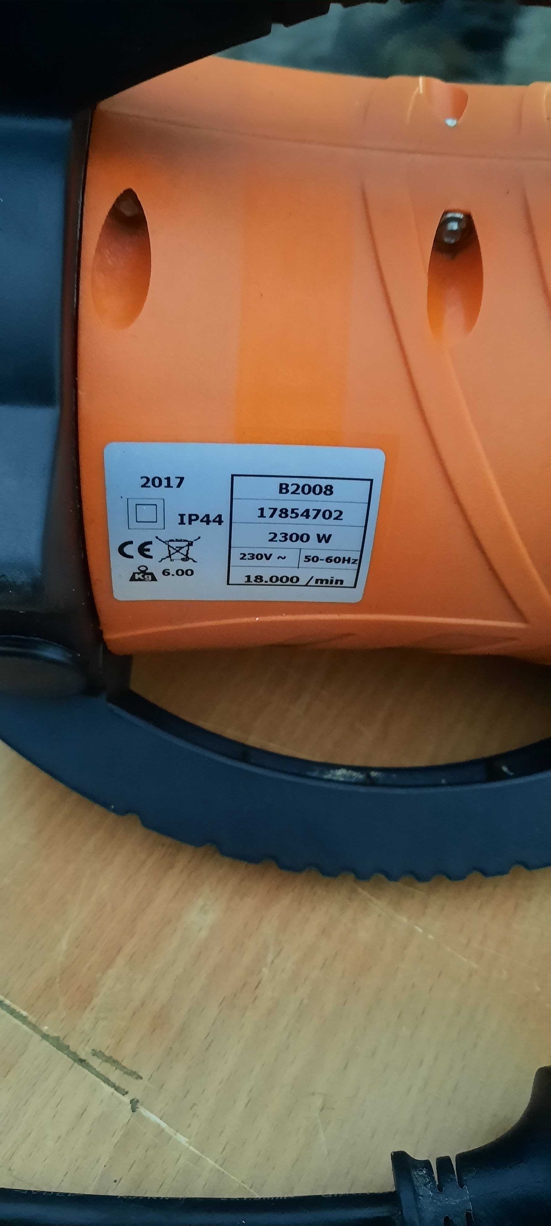 Wibrator, buława do betonu