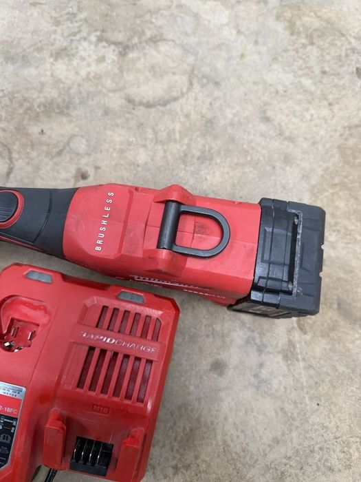 Milwaukee M18 ONEHCCT60 - zaciskarka hydrauliczna
