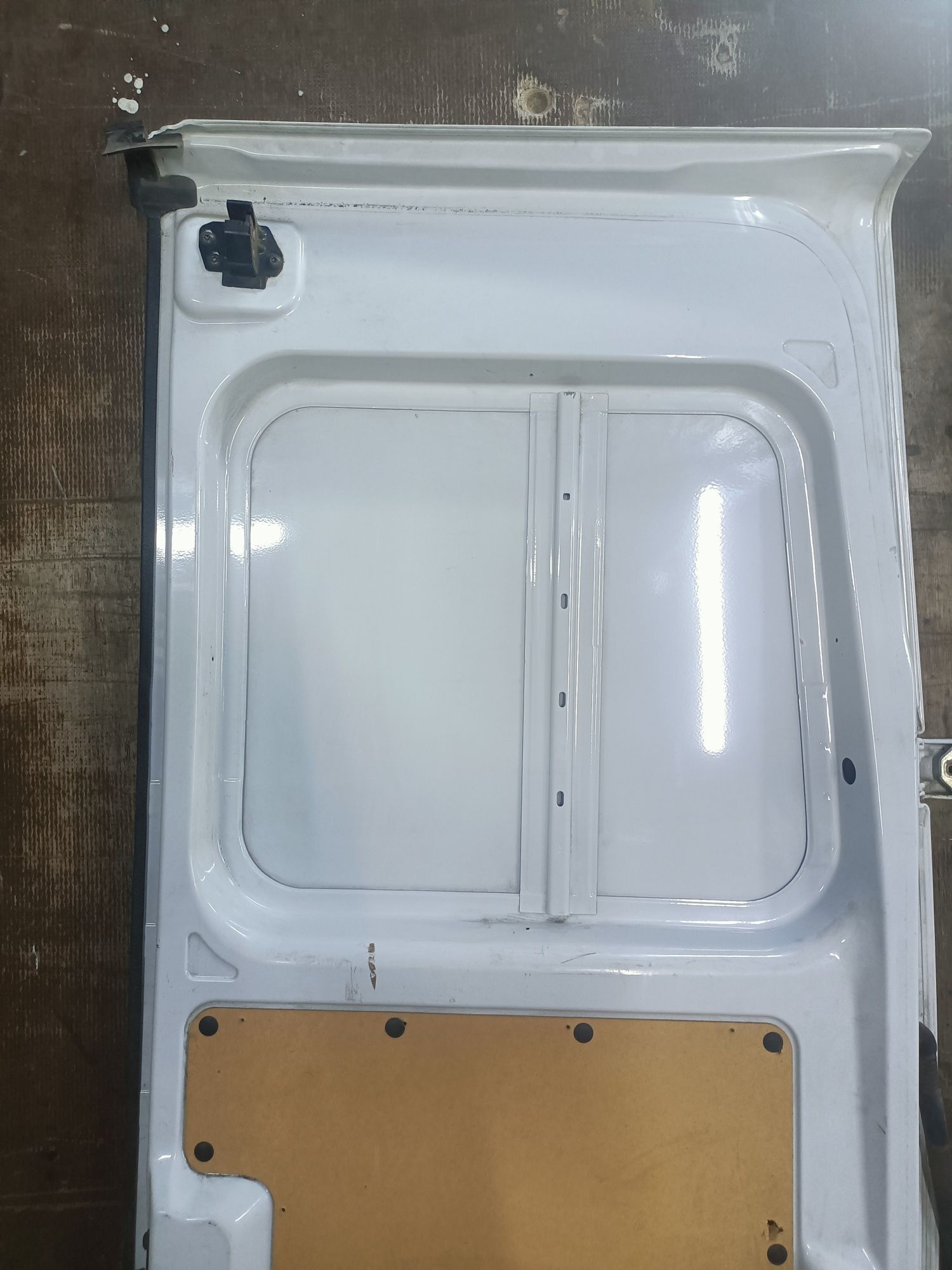 Renault Master 3 Opel Movano H1 drzwi lewe tylne bez malowania komple