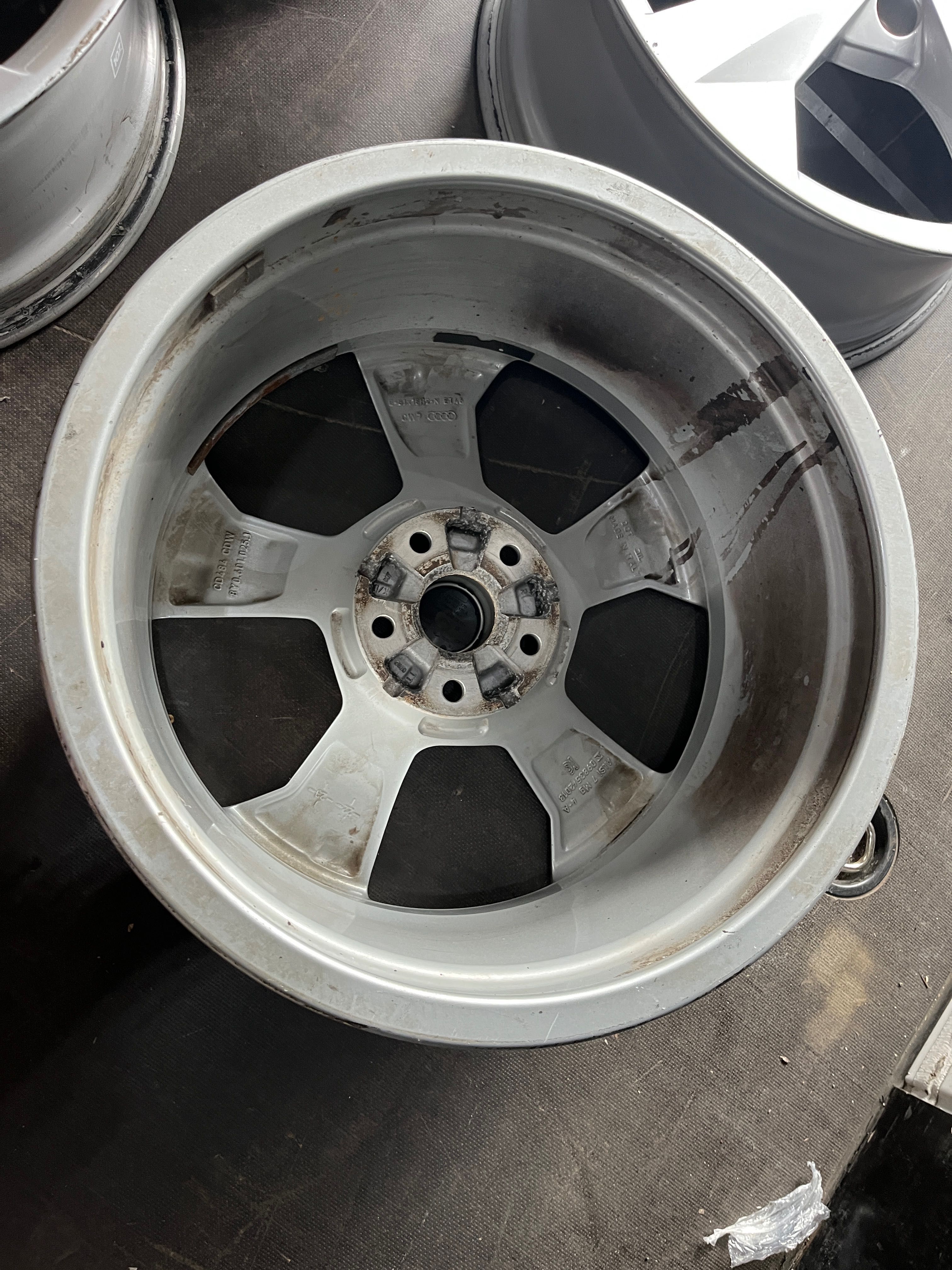 Audi 18” oryginalne felgi
