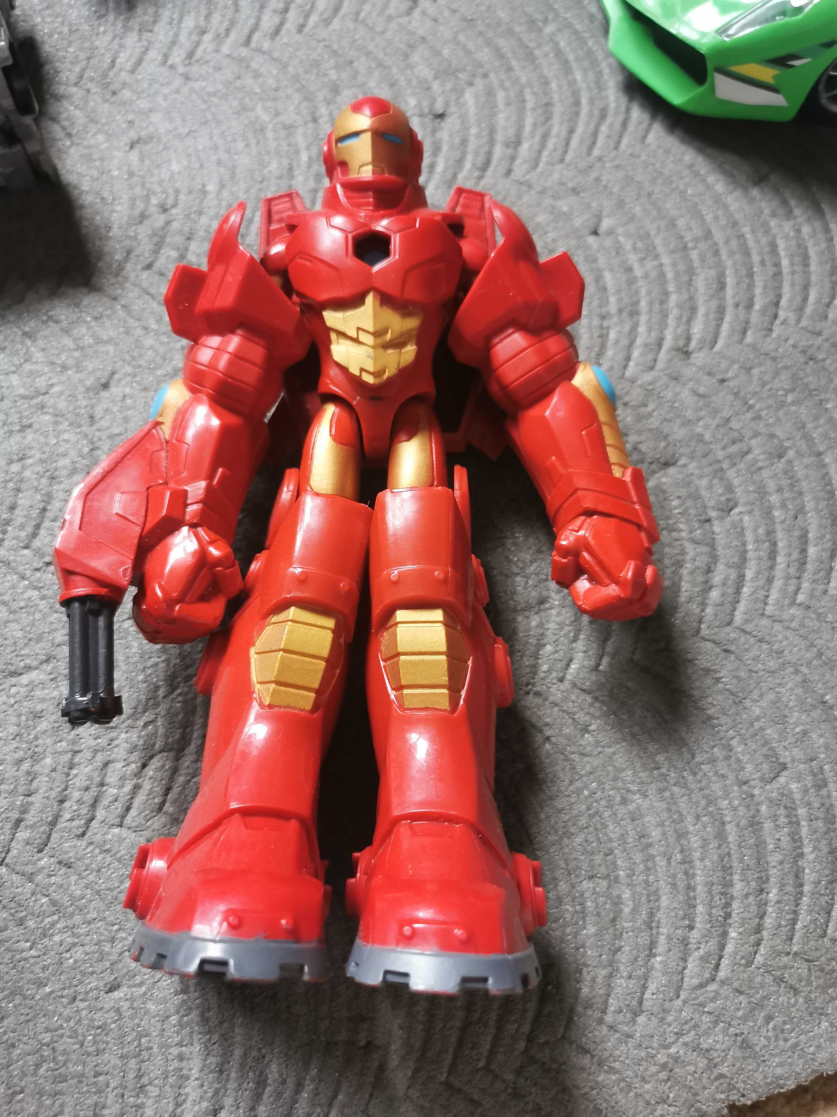 Figurka Ironman 2w1 z dodatkową zbroją.