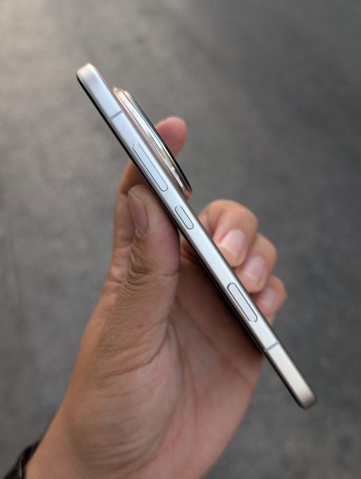 Honor magic 8 pro (16/512 200мп 2025 7200 мАч Snapdragon 8 gen elite5)