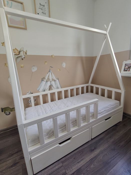 Łóżko dla dziecka Tipi jak domek drewniane sosna handmade z materacem