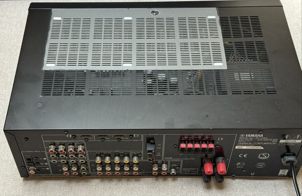 Amplituner AV Yamaha RX-V363 stan bdb