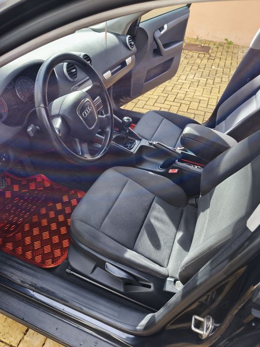 Audi A3 1.6 TDI 105cv