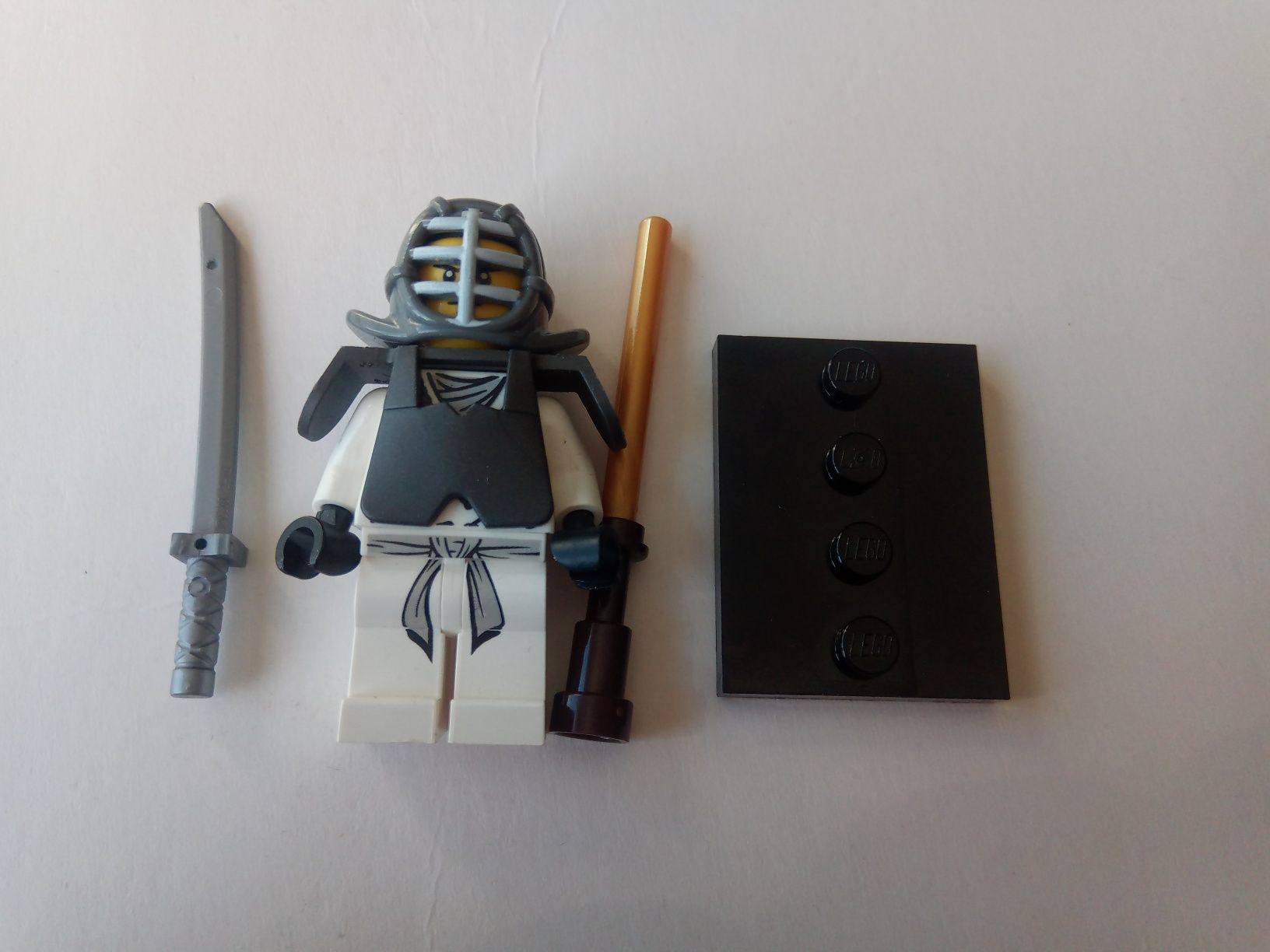Figurka LEGO Ninjago Kendo Zane njo044 podstawka broń
